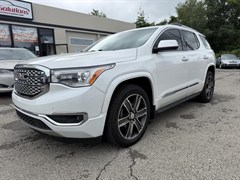 A 2017 GMC Acadia DENALI