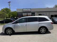 A 2012 Honda Odyssey EXL