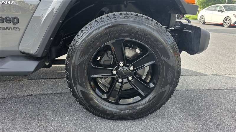 2021 JEEP WRANGLER UNLIMITED photo 10 of 37