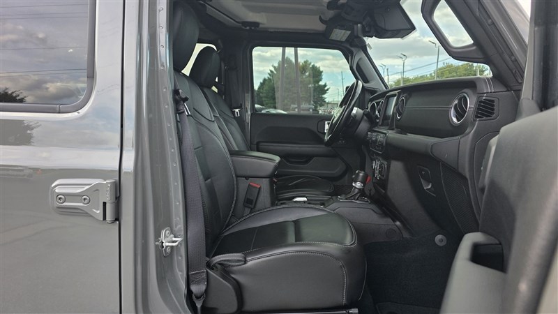 2021 JEEP WRANGLER UNLIMITED photo 19 of 37