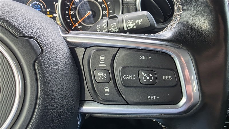 2021 JEEP WRANGLER UNLIMITED photo 28 of 37