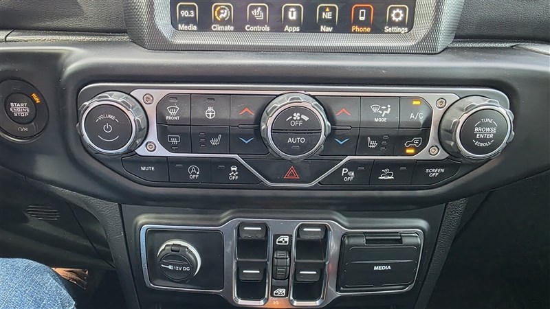 2021 JEEP WRANGLER UNLIMITED photo 35 of 37