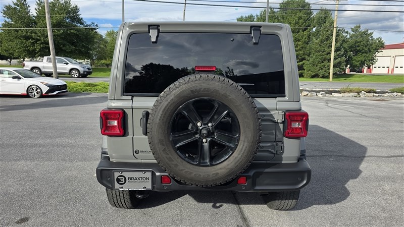 2021 JEEP WRANGLER UNLIMITED photo 7 of 37
