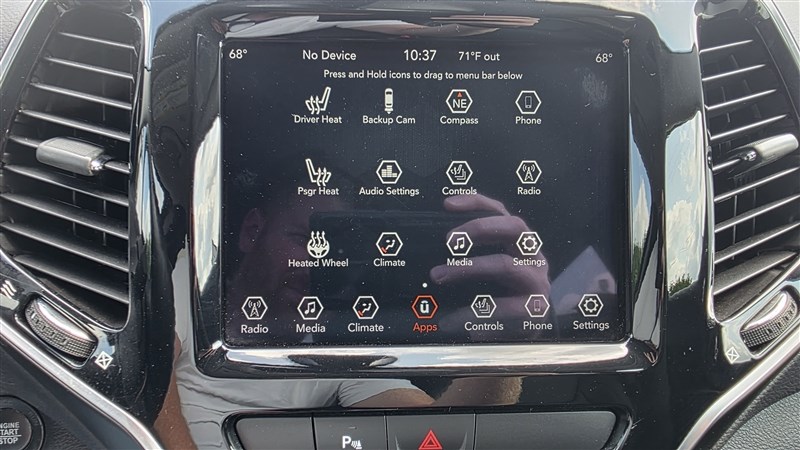 2019 JEEP CHEROKEE photo 28 of 35