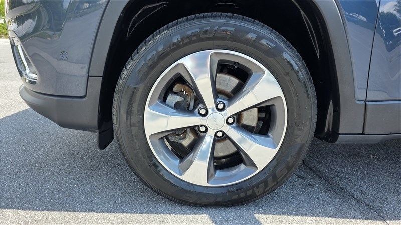 2020 JEEP CHEROKEE LIMITED - 10