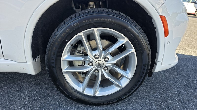 2023 DODGE DURANGO photo 10 of 41