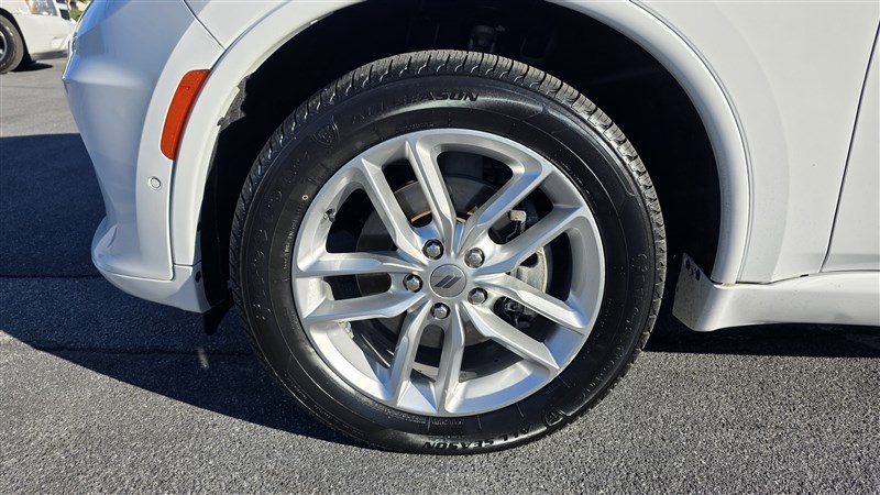 2023 DODGE DURANGO photo 11 of 41