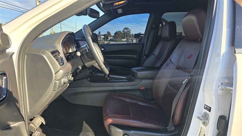 2023 DODGE DURANGO photo 13 of 41