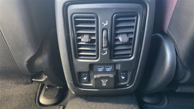 2023 DODGE DURANGO photo 15 of 41