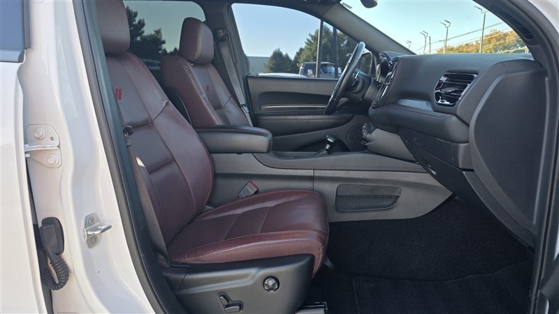 2023 DODGE DURANGO photo 22 of 41