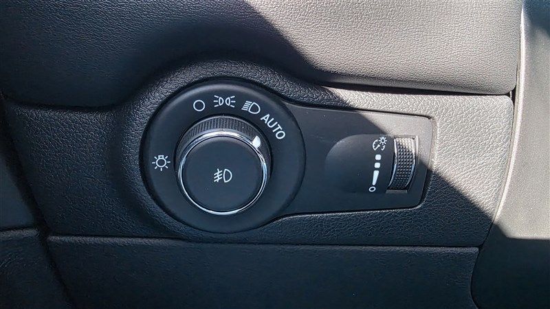 2023 DODGE DURANGO photo 26 of 41