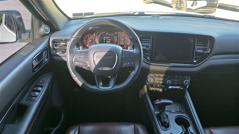 2023 DODGE DURANGO photo 28 of 41