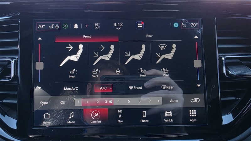 2023 DODGE DURANGO photo 35 of 41