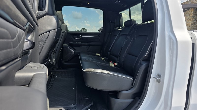 2026 RAM 1500 photo 14 of 49