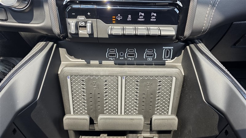 2026 RAM 1500 photo 43 of 49