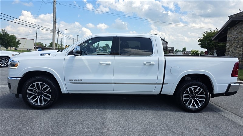 2026 RAM 1500 photo 5 of 49