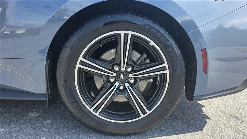 2025 FORD MUSTANG PREMIUM CONVERTIBLE - 11