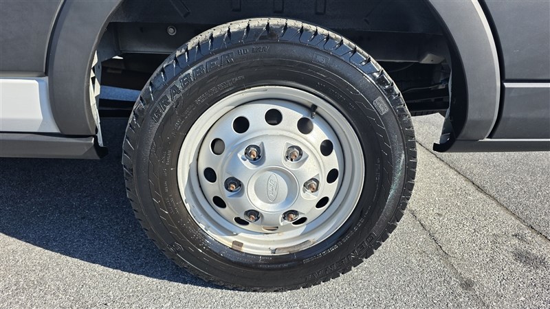 2020 FORD TRANSIT photo 12 of 32