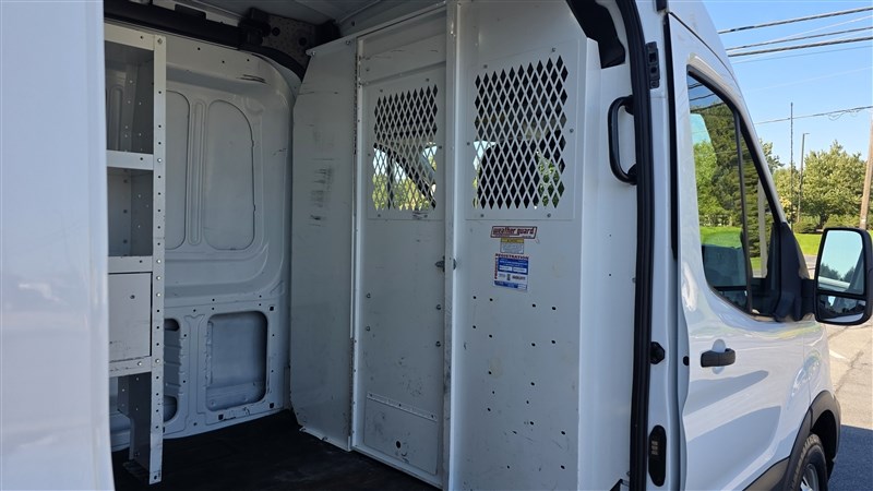 2020 FORD TRANSIT photo 17 of 32