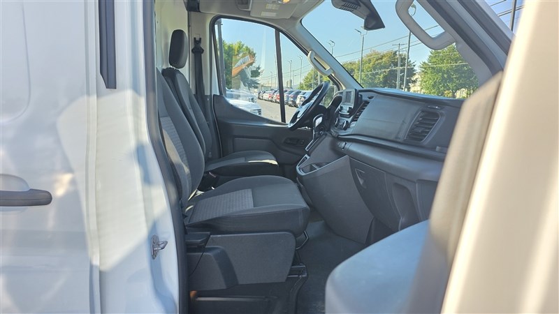 2020 FORD TRANSIT photo 18 of 32