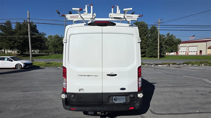 2020 FORD TRANSIT photo 7 of 32
