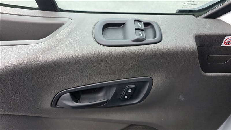 2020 FORD TRANSIT photo 20 of 35