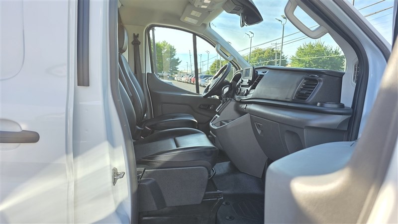 2023 FORD TRANSIT photo 18 of 35