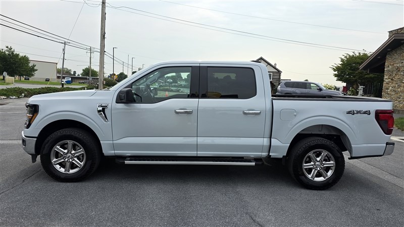 2025 FORD F150 XLT - 4