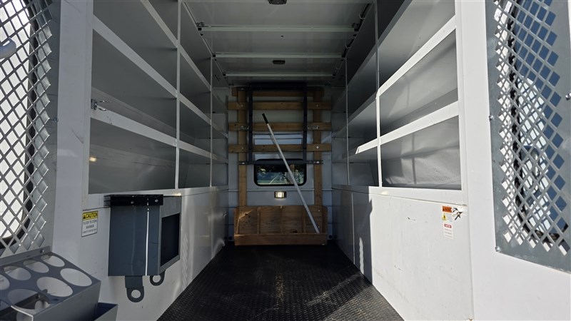 2024 CHEVROLET SILVERADO photo 19 of 36