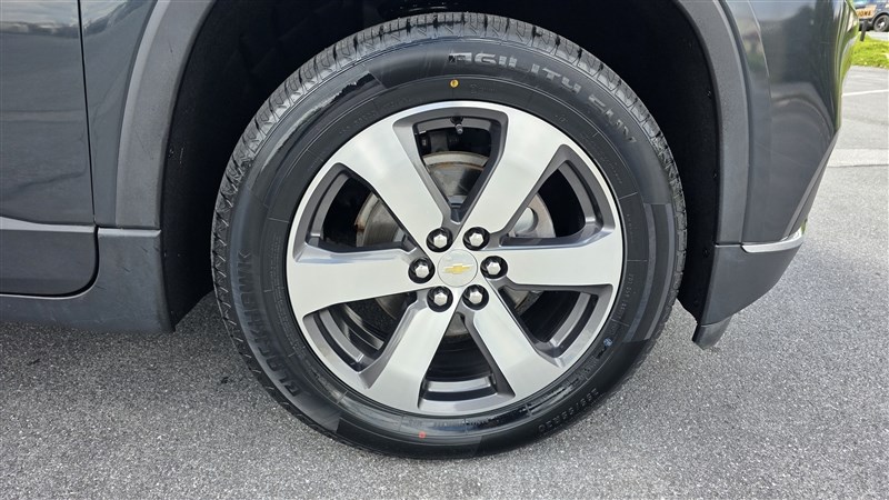 2020 CHEVROLET TRAVERSE LT - 9