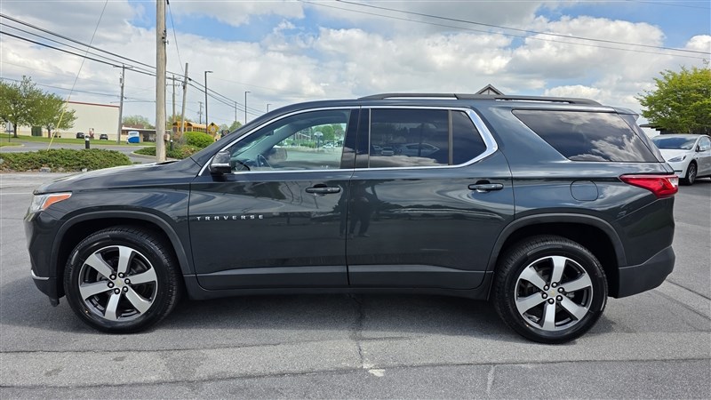 2020 CHEVROLET TRAVERSE LT - 4
