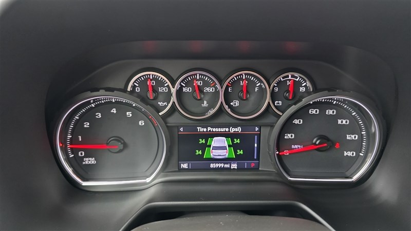 2021 CHEVROLET TAHOE photo 27 of 39