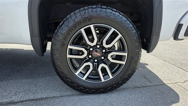2022 GMC SIERRA K1500 AT4 - 11