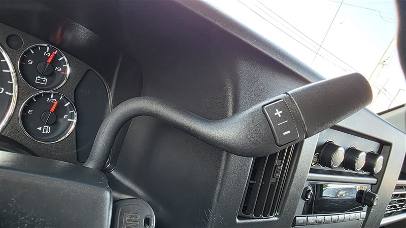 2022 GMC SAVANA photo 14 of 30