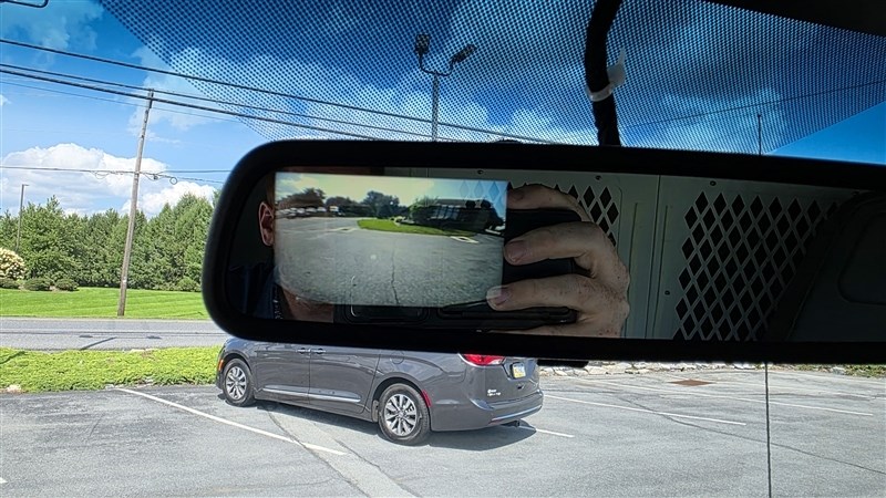 2022 GMC SAVANA photo 18 of 30