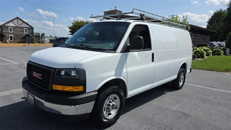2022 GMC SAVANA photo 25 of 30