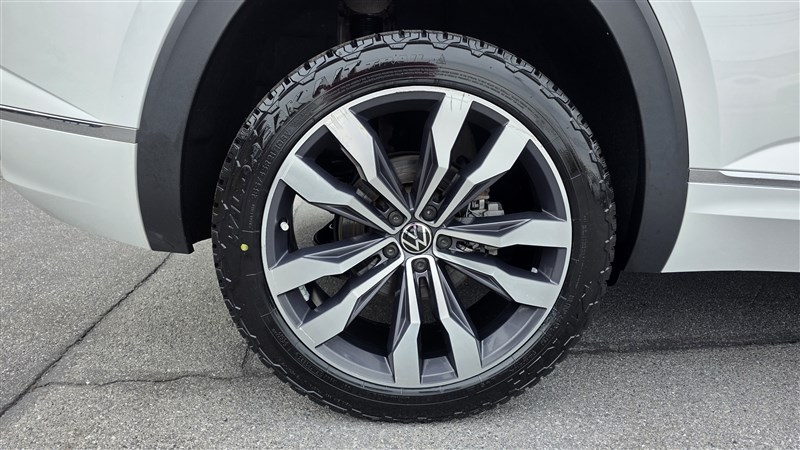 2021 VOLKSWAGEN ATLAS CROSS SPORT SEL R-LINE - 8