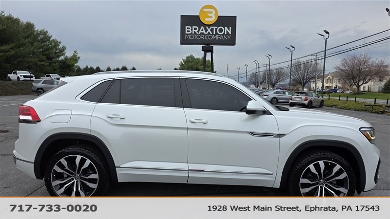2021 VOLKSWAGEN ATLAS CROSS SPORT SEL R-LINE - 0