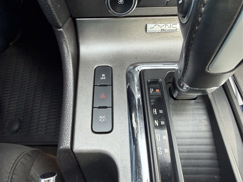 2014 FORD MUSTANG photo 15 of 24