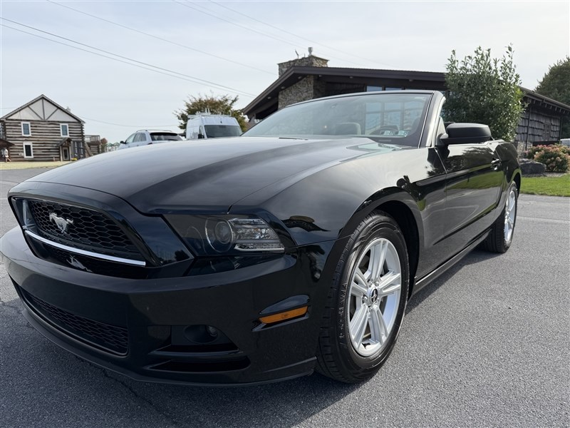 2014 FORD MUSTANG photo 5 of 24