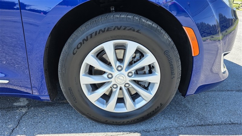 2018 CHRYSLER PACIFICA TOURING L - 9