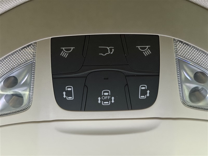 2022 CHRYSLER PACIFICA photo 13 of 39