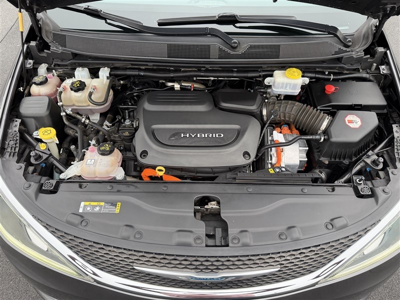 2020 CHRYSLER PACIFICA HYBRID LIMITED - 5