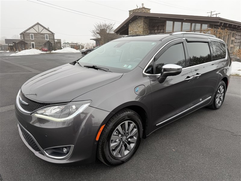 2020 CHRYSLER PACIFICA HYBRID LIMITED - 7