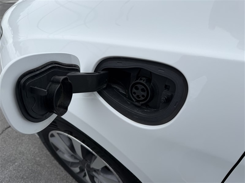 2024 CHRYSLER PACIFICA HYBRID SELECT - 6