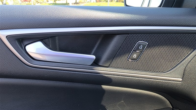 2023 FORD EDGE photo 23 of 41