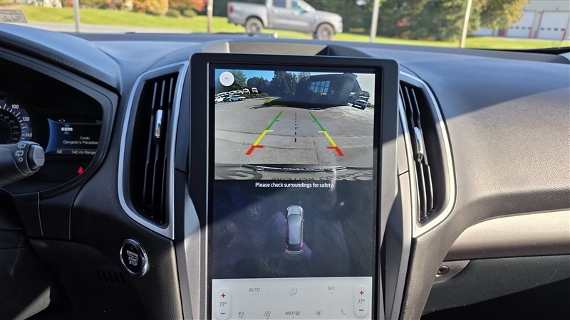 2023 FORD EDGE photo 34 of 41