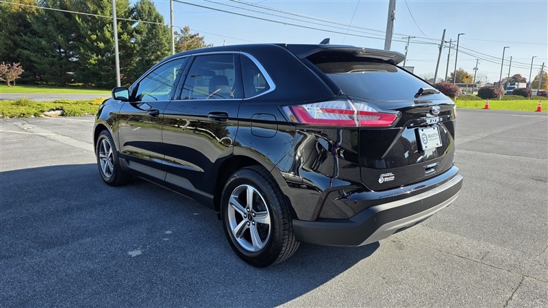 2023 FORD EDGE photo 6 of 41