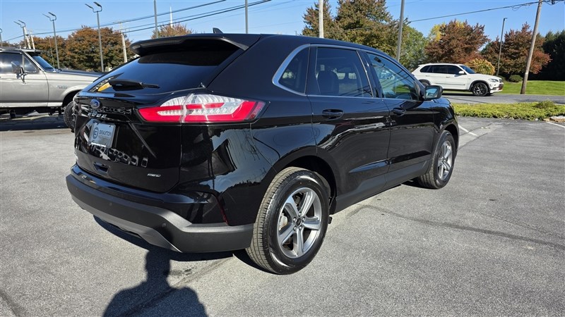 2023 FORD EDGE photo 8 of 41