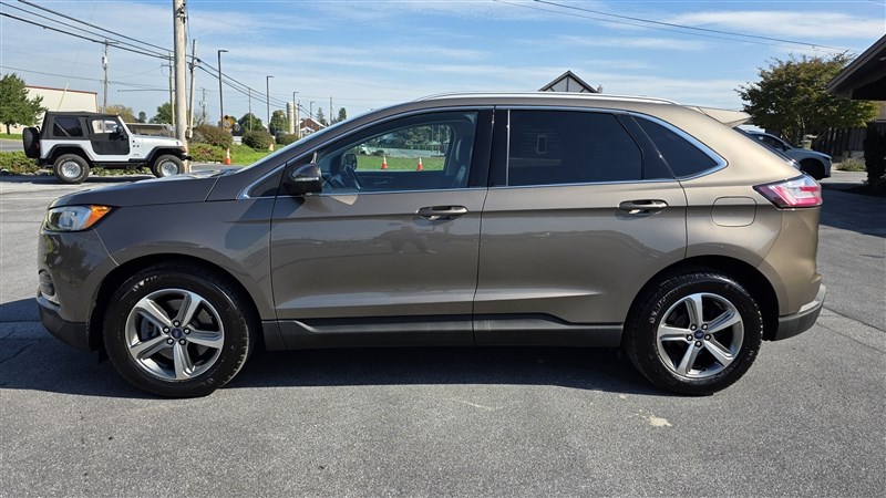2019 FORD EDGE photo 5 of 34